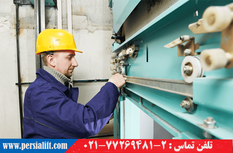 تعمیرکار آسانسور